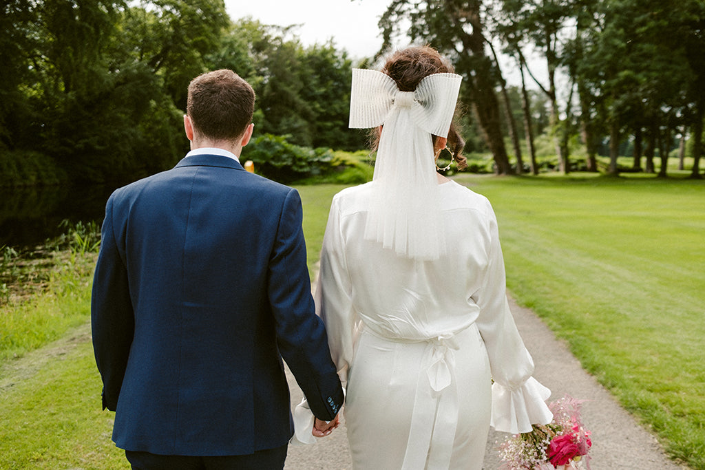 The White and Gold Bride: Megan