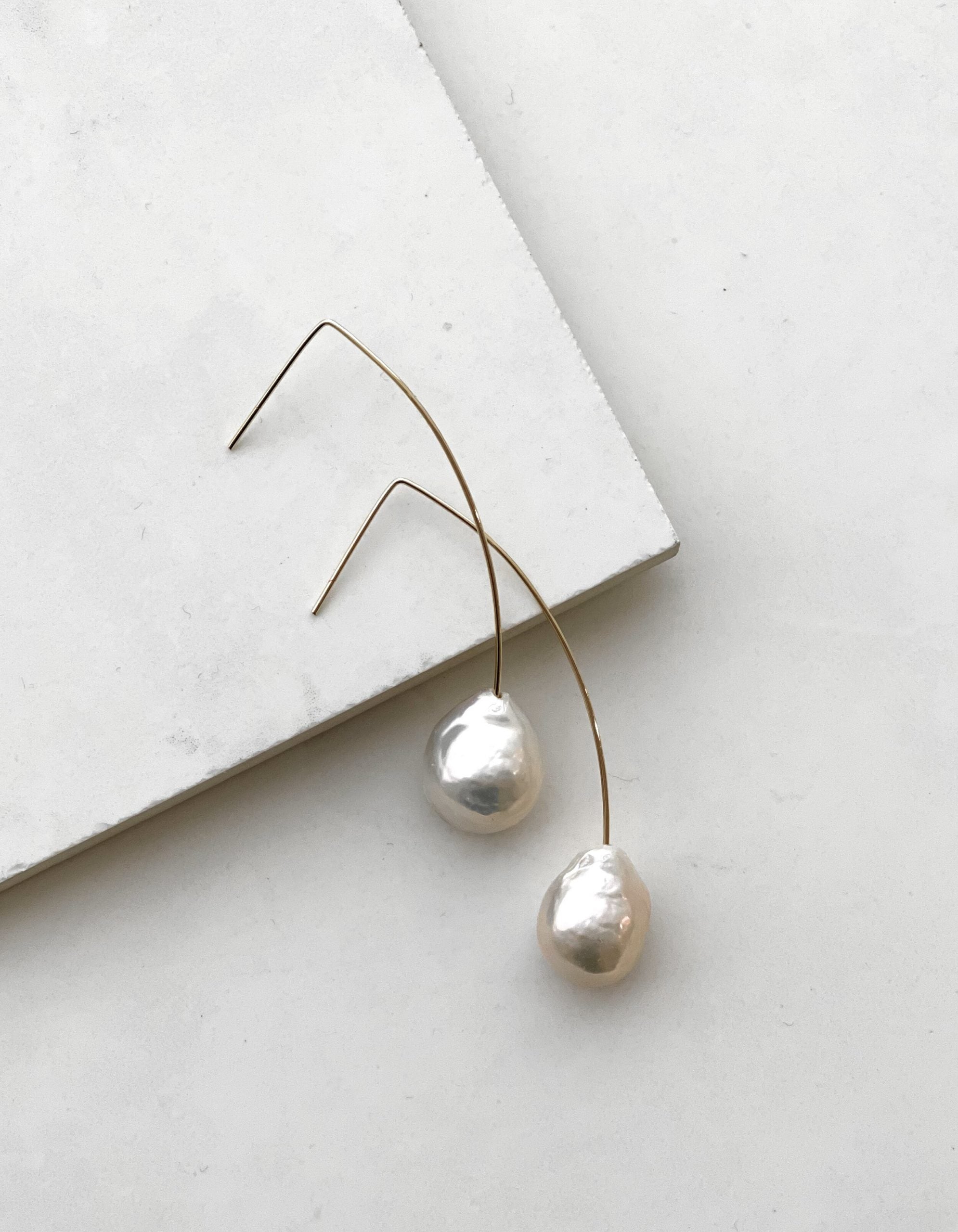 A.B. Ellie Pearl Stem Drop