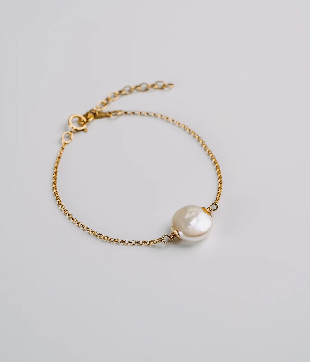 Solo Pearl Gold Bracelet