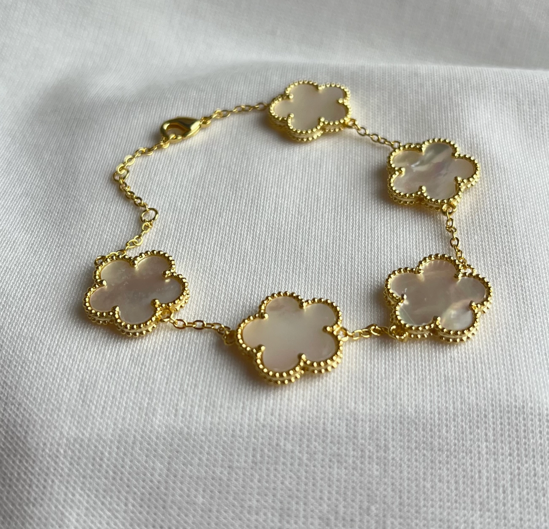 Lucky Clover Mother of Pearl Bracelet