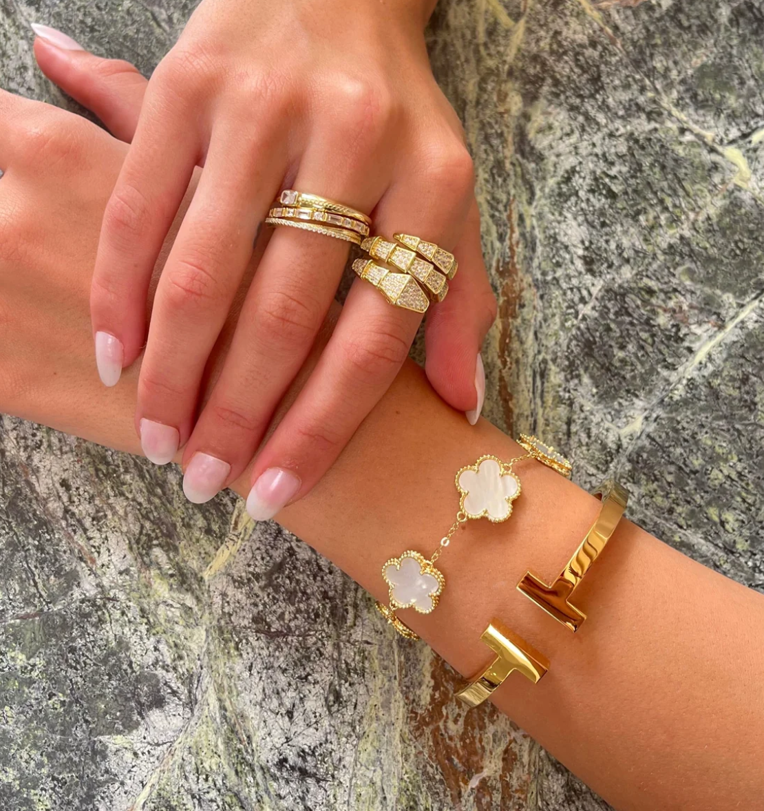 Lucky Clover Mother of Pearl Bracelet