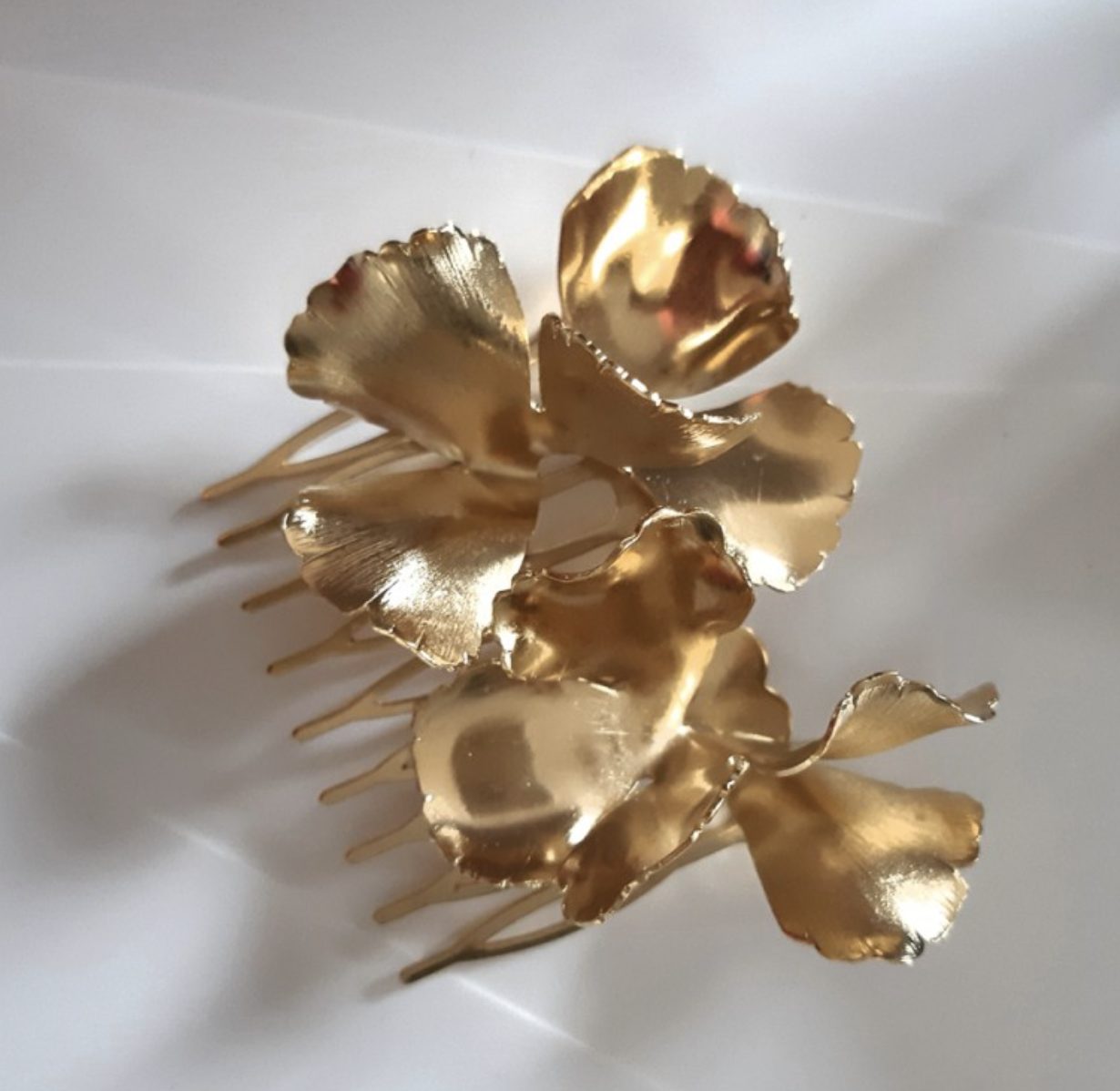 Allure, Gold Floral Hair-comb by Maison Sabben