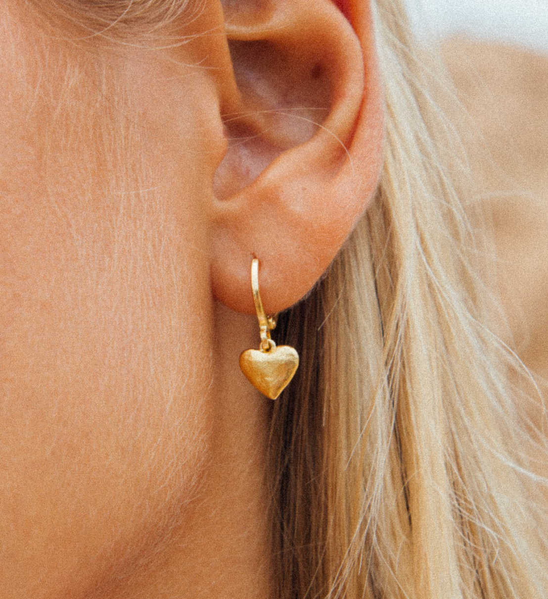 Agapée Amá Earrings